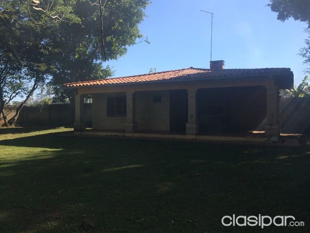 VENDO HERMOSA EN GUARAMBARE SOBRE ACCESO SUR — foto 3