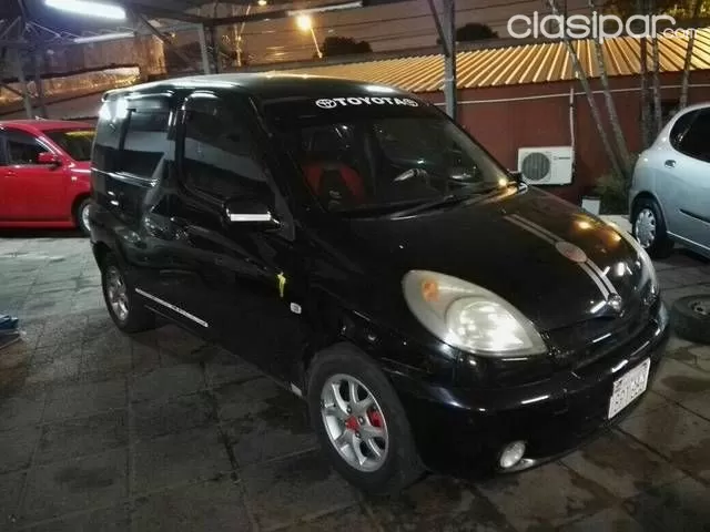Toyota Funcargo Año 2001 — foto 7