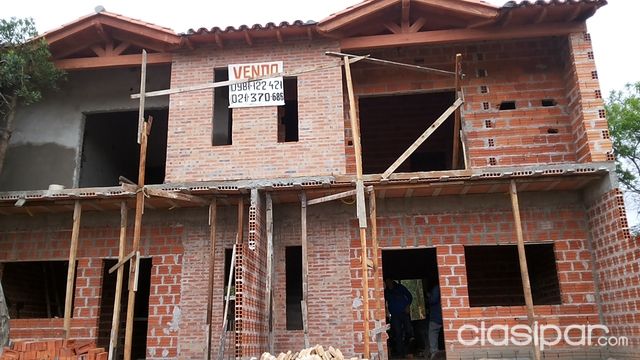vendo duplex a 3 cuadras del colegio SEK.- — foto 3