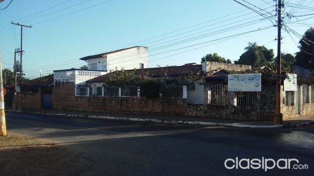 VENDO CASA EN EL CENTRO DE FERNANDO DE LA MORA — foto 2
