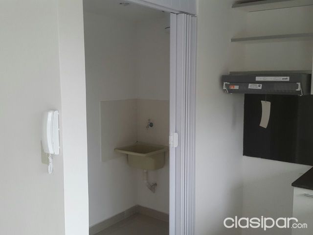 A ESTRENAR EN PLENO BARRIO MBURUCUYA — foto 3
