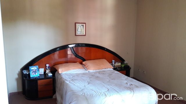 EN VENTA – AMPLIA CASA EN BARRIO HERRERA, ZONA ARRAYANES — foto 3