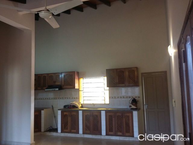DUEÑO VENDE HERMOSA CASA SEMINUEVA!!! — foto 3