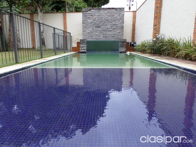 VENDO CASA CON CUATRO DORMITORIOS Y PISCINA CLIMATIZADA DETRAS DEL PASEO LA GALERIA — foto 2