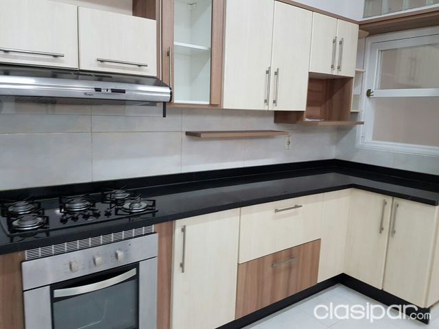 HERMOSA Y CONFORTABLE Residencia ZONA STMA. TRINIDAD — foto 3
