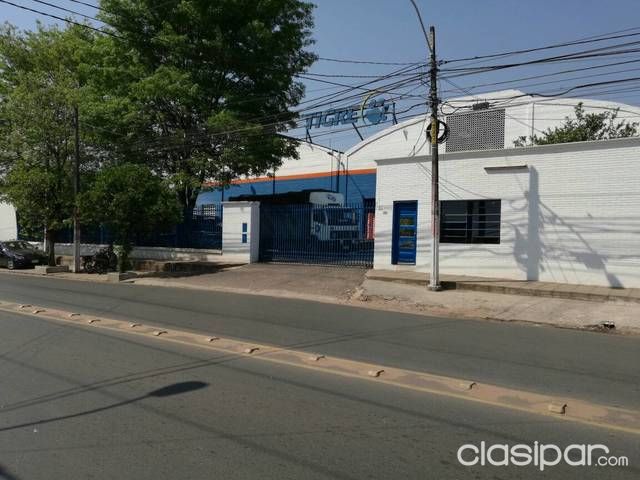 VENDO CASA EXCELENTE UBICACIÓN. — foto 3