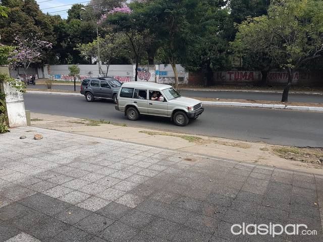 TERRENO SOBRE AVDA FELIX BOGADO — foto 2