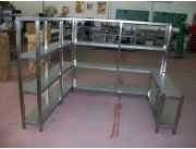 <¡ FABRICAMOS muebles, mesadas, bachas y estantes de acero inoxidable para uso comercial, gastronomico y para laboratorios