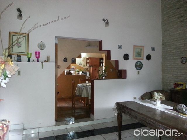 Dueña Vende 2 CASAS JUNTAS O SEPARADAS en Lambaré — foto 3