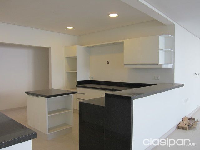 VENDO DUPLEX MINIMALISTA 3 DORMIT. EN SUITE BARRIO MBURUCUYA — foto 2