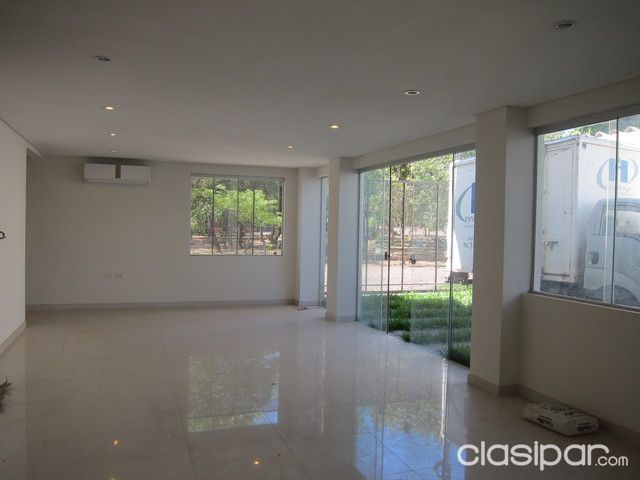 VENDO DUPLEX MINIMALISTA 3 DORMIT. EN SUITE BARRIO MBURUCUYA — foto 3