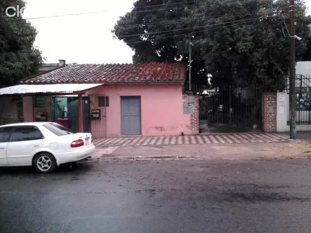 VENDO Casa en Barrio Obrero — foto 2