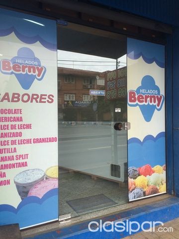 VENDO LOCAL DE DISTRIBUCIÓN DE HELADOS TOTALMENTE EQUIPADO — foto 2