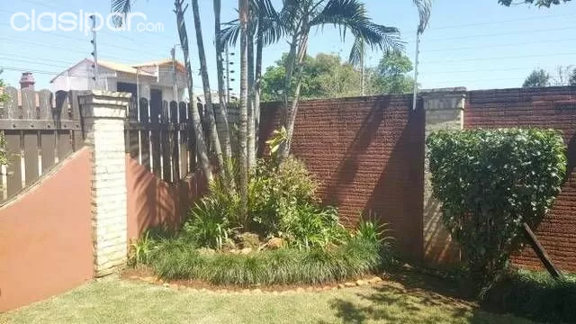 VENDO RESIDENCIA CON PISCINA EN BARRIO SAN JOSÉ — foto 2