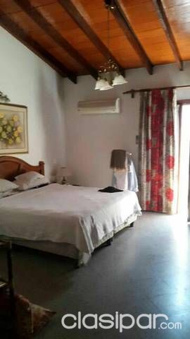 VENDO HERMOSA CASA EN ESQUINA EN ASUNCIÓN LAMBARE ZONA RCA ARGENTINA, HERNAN CORTES ESCUCHO OFERTAS — foto 2