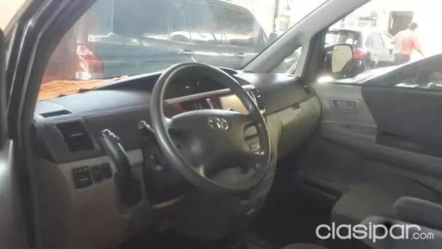 Toyota Noah 2003 — foto 8