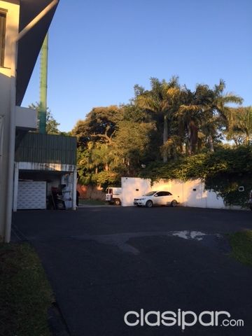 SALON ESPECIAL PARA GYM, PILATES, ALTO RENDIMIENTO SOBRE AV.ESPAÑA — foto 2