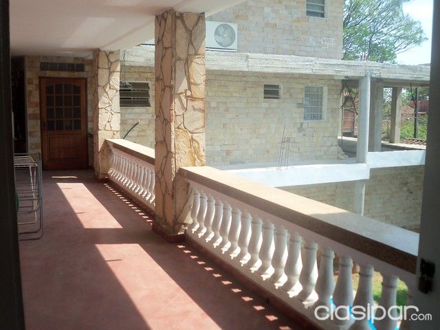 DEPARTAMENTO TOTALMENTE AMOBLADO EN VILLA MORRA — foto 3