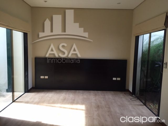 HERMOSA CASA TODA EN PLANTA BAJA LOS LAURELES — foto 3