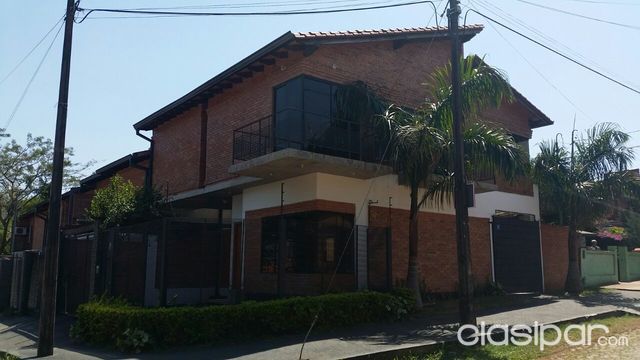 VENDO HERMOSO DUPLEX EN ESQUINA- MBURUCUYA — foto 2