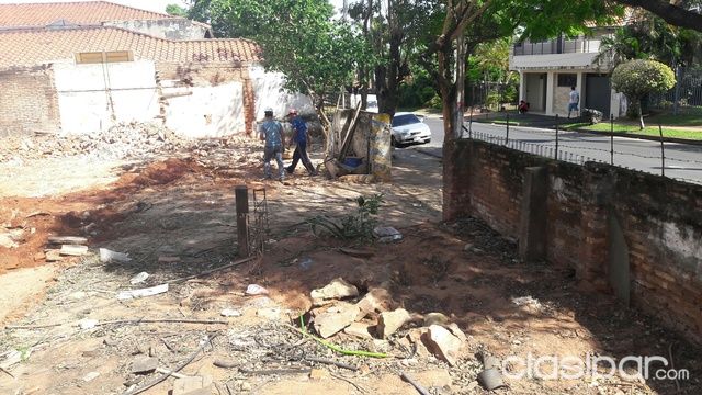 VENDO HERMOSO TERRENO EN LA MEJOR ZONA COMERCIAL DE LAMBARE — foto 3
