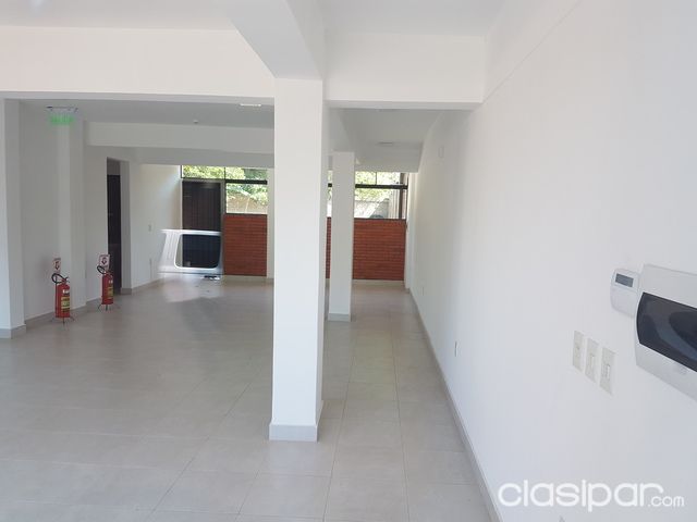 SALON COMERCIAL SOBRE LILIO C BELGICA — foto 3