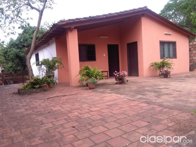 vendo casa en Caacupe barrio Kennedy — foto 2