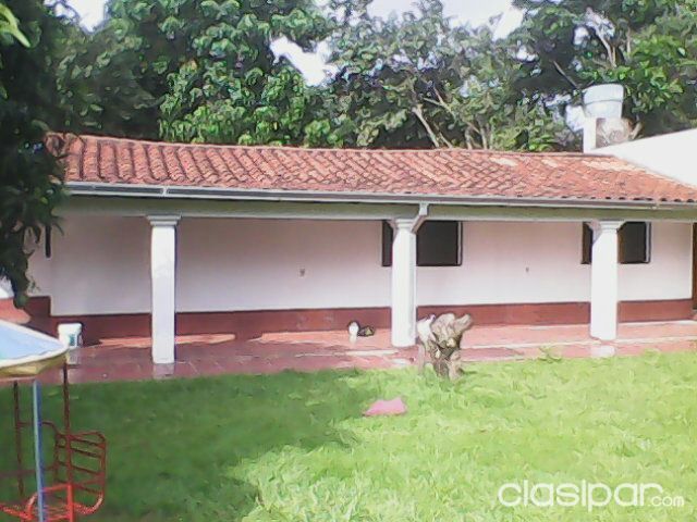 VENDO RESIDENCIA EN CNEL OVIEDO — foto 3