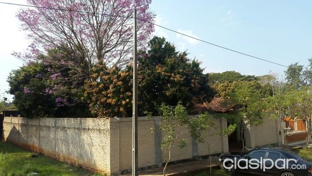 Casa Con patio Totalmente amurallado — foto 2