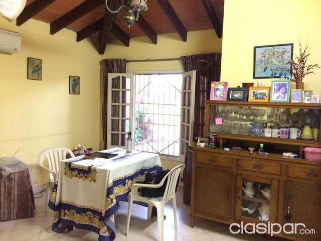 VENTA CASA A 1 CUADRA DE LA AV. EUSEBIO AYALA. Fdo sur Zona Salemma. — foto 2