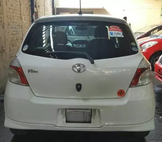 Toyota Vitz 2005 — foto 5