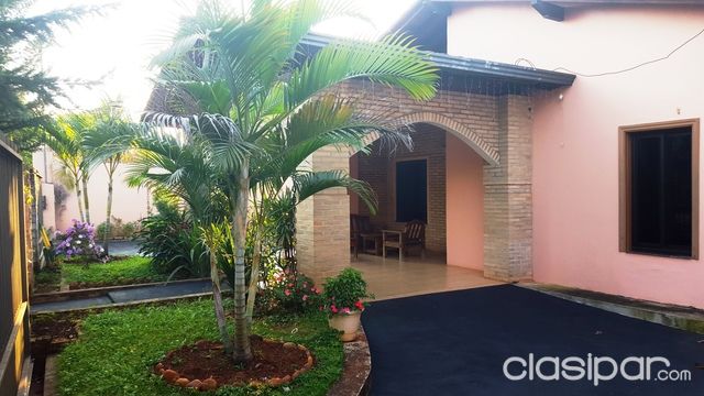 VENDO HERMOSA RESIDENCIA TITULADA EN EL AREA 4 CiUDAD DEL ESTE — foto 3