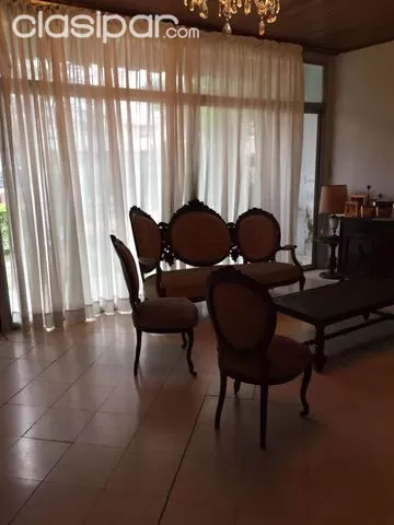 oferta! VENDO AMPLIA Y HERMOSA CASA TODA EN PLANTA BAJA SOBRE AZARA — foto 3