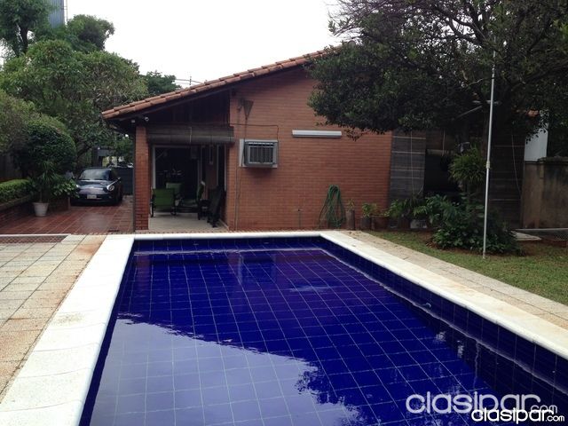 Hermoso chalet impecable sobre Av. felix bogado — foto 2