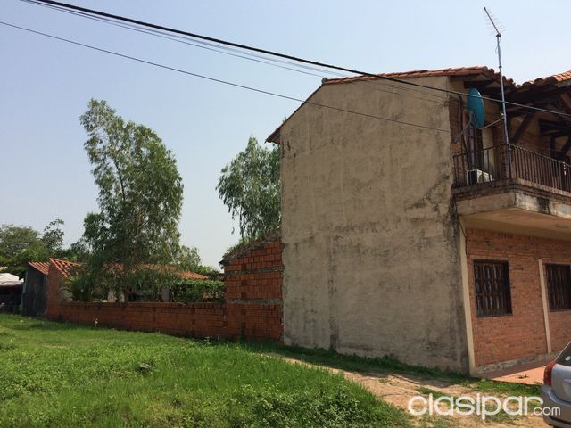 Hermoso Duplex mas una casa en el fondo en Mariano Roque Alonso. — foto 2