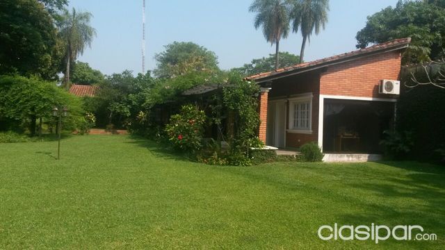 VENDO RESIDENCIA EN MARIANO ROQUE ALONSO — foto 3