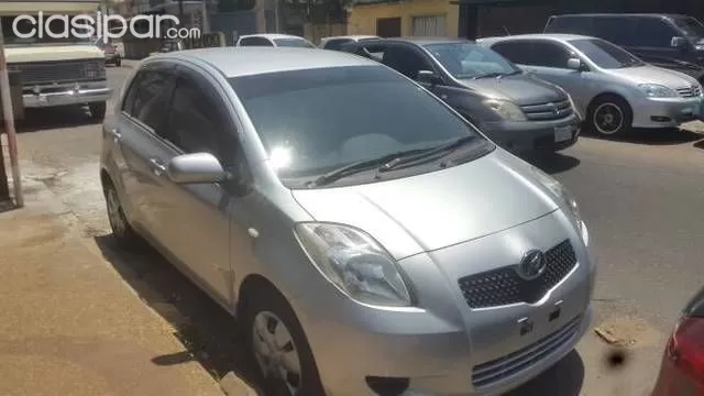 Toyota Vitz 2005 - foto 2