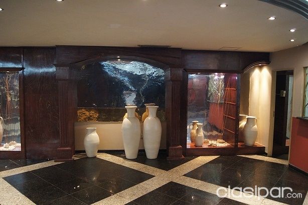 Amplio Salon En el Centro de Ciudad del Este — foto 2