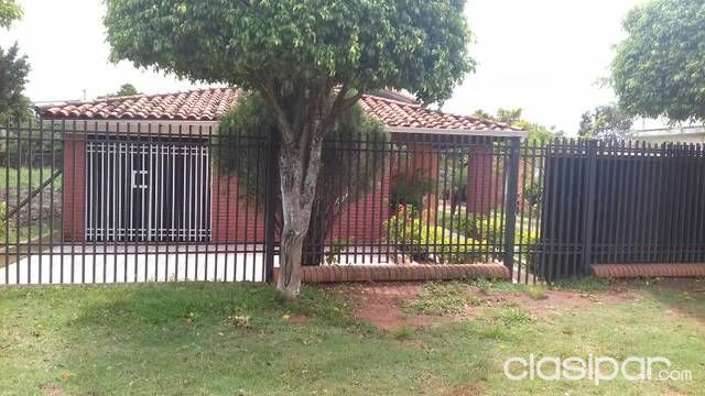 Casa-terreno baldío incluido — foto 2