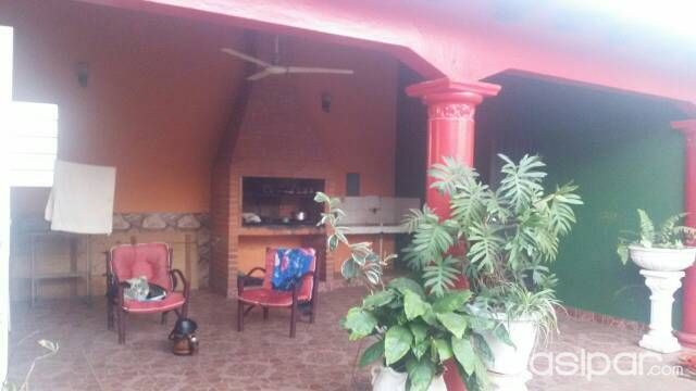 Casa-terreno baldío incluido — foto 3