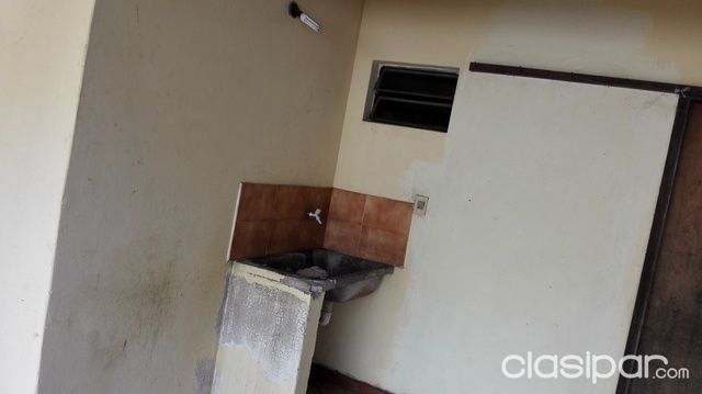 DOY EN ALQUILER PIEZAS EN ÑEMBY - CAÑADITA — foto 2