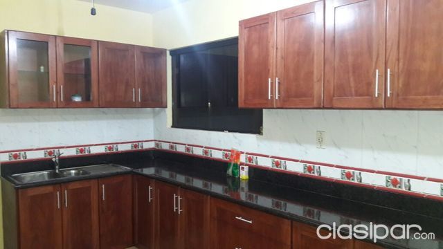 Alquilo casa tipo duplex por ingavi a 1 cuadras de mcal lopez — foto 2
