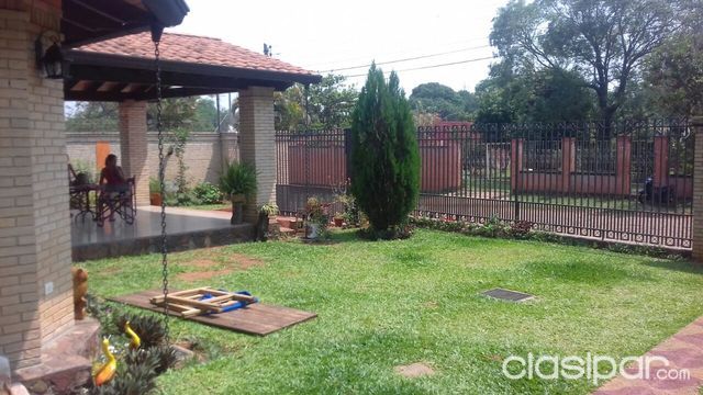 VENDO HERMOSA CASA SOBRE CALLE PRINCIPAL — foto 2