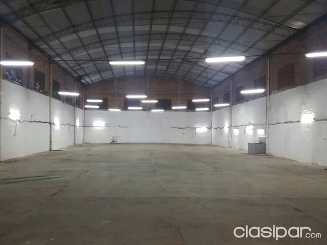 VENDO DEPOSITO EN MBURUCUYA - 645 M2 DE TERRENO — foto 2