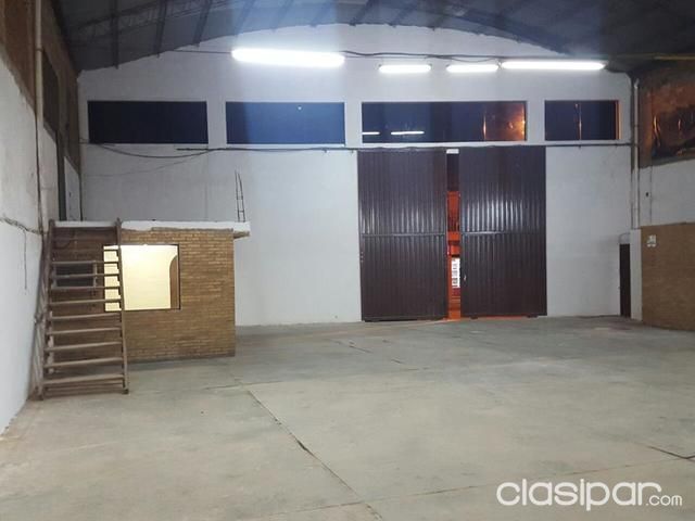 VENDO DEPOSITO EN MBURUCUYA - 645 M2 DE TERRENO — foto 3