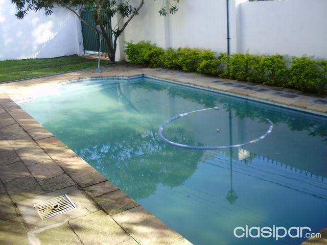 ALQUILO AMPLIA CASA EN EL CENTRO VERANO CASI SOBRE EL LAGO — foto 3