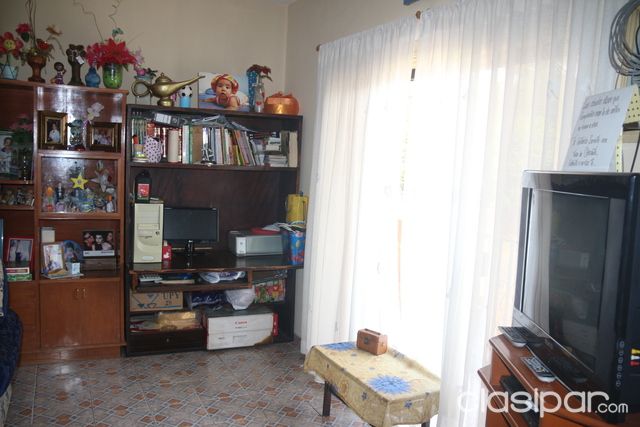 OPORTUNIDAD UNICA DE NEGOCIO, RENTA INMEDIATA, CASA CON DEPARTAMENTOS EN VENTA, LUQUE — foto 3