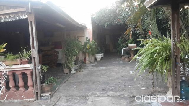 BARRIO JARA...VENDO FRENTE AL COLEGIO FRANCES — foto 3