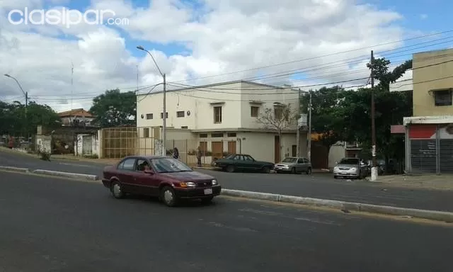 Remato edificio para oficinas en inmejorable esquina Gral Santos casi Eusebio Ayala 450 m2 — foto 2