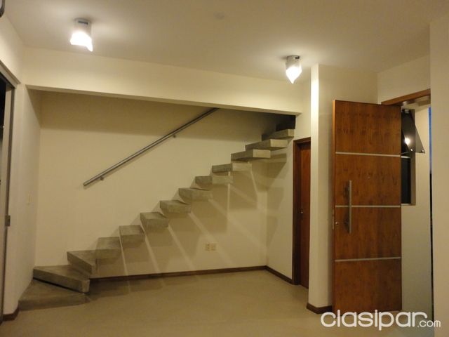 DUPLEX EN ZONA SUR FERNANDO DE LA MORA — foto 3